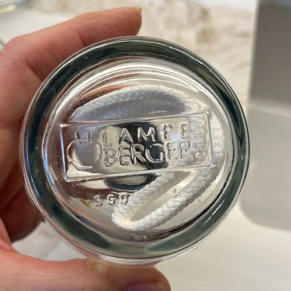 NWOT Lampe Berger diffuser - Picture 5 of 6